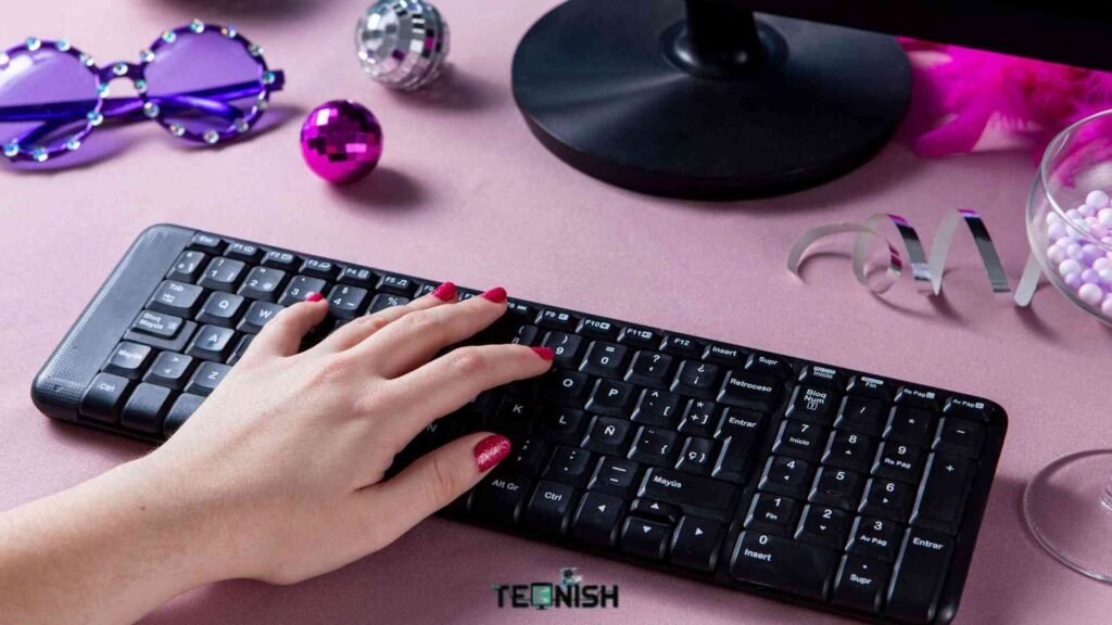 Different Logitech keyboards comparison to help choose the best Logitech keyboard for work, gaming, or everyday use